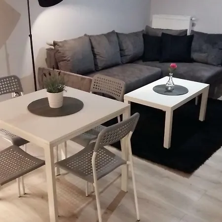 Daire Apartament Blisko Morza *